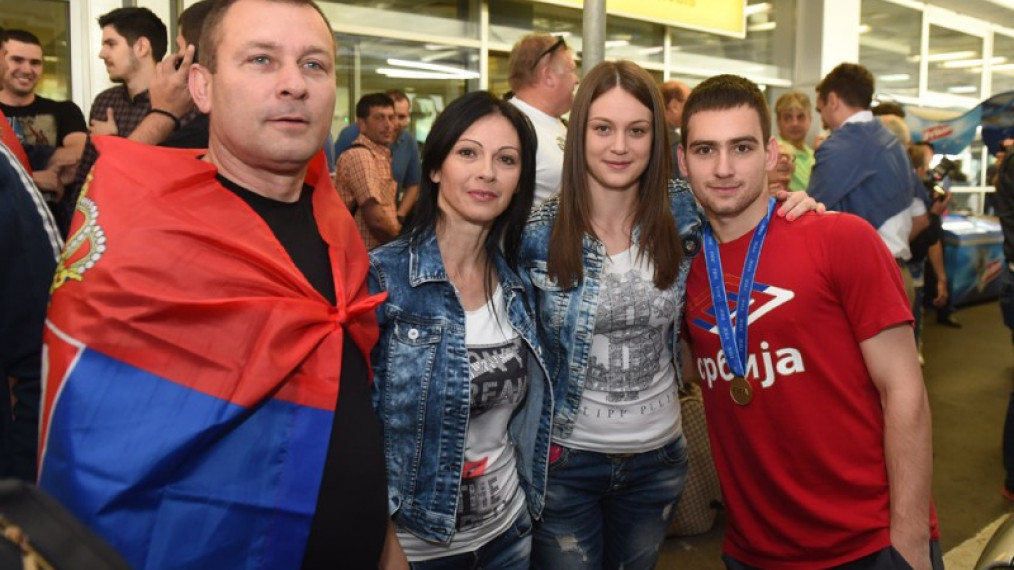 Шампиони света стигли у Београд