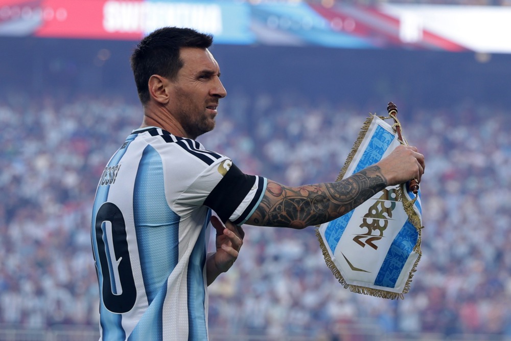 14144911.jpg