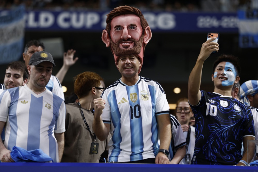 14153040.jpg