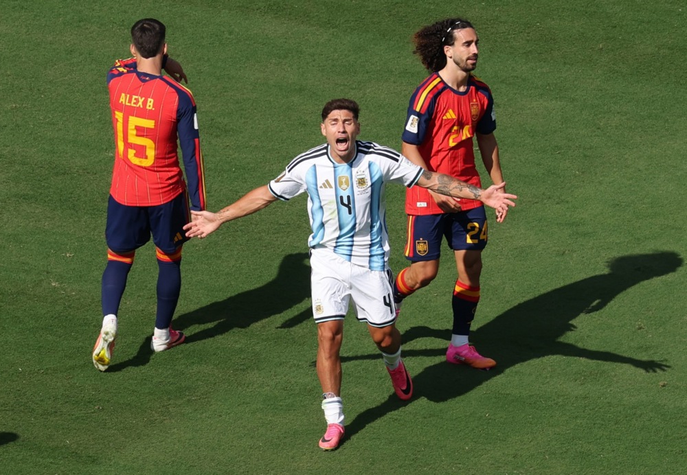 14161516.jpg