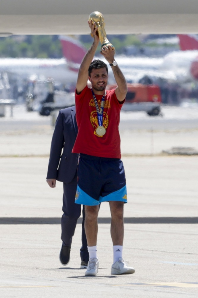 14163389.jpg