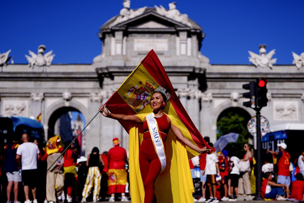 14163903.jpg