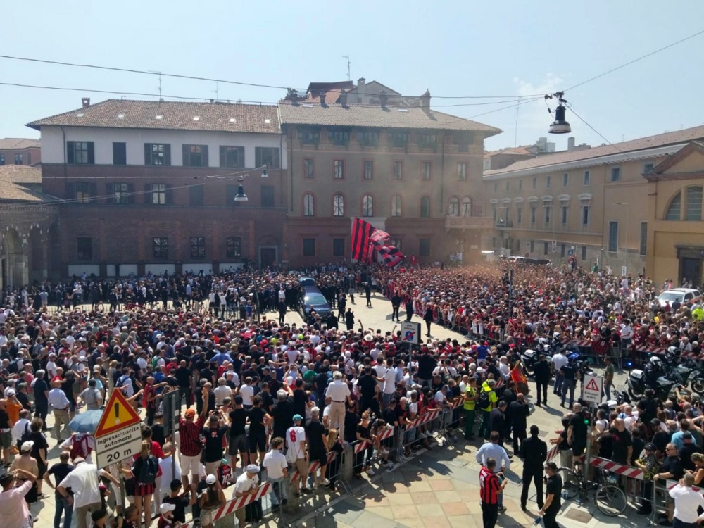 14193487.jpg